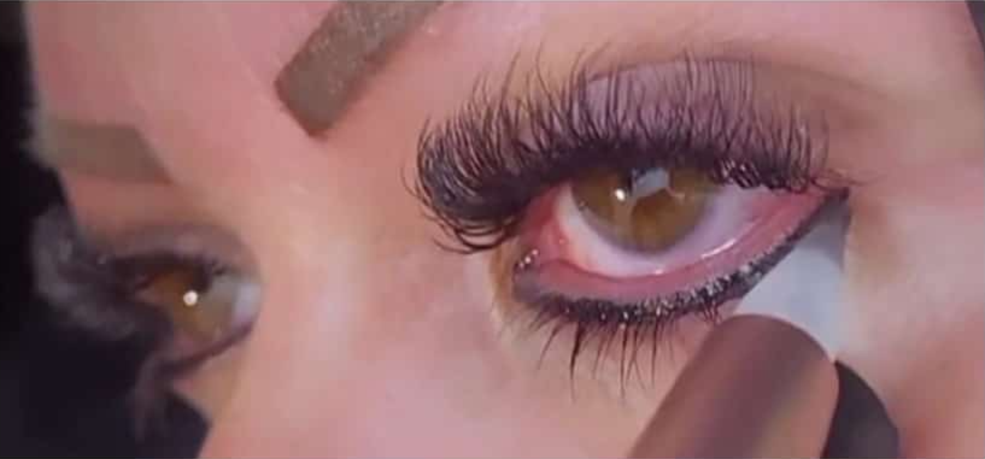 Delineador dos olhos — Valmir Cabeleireiro